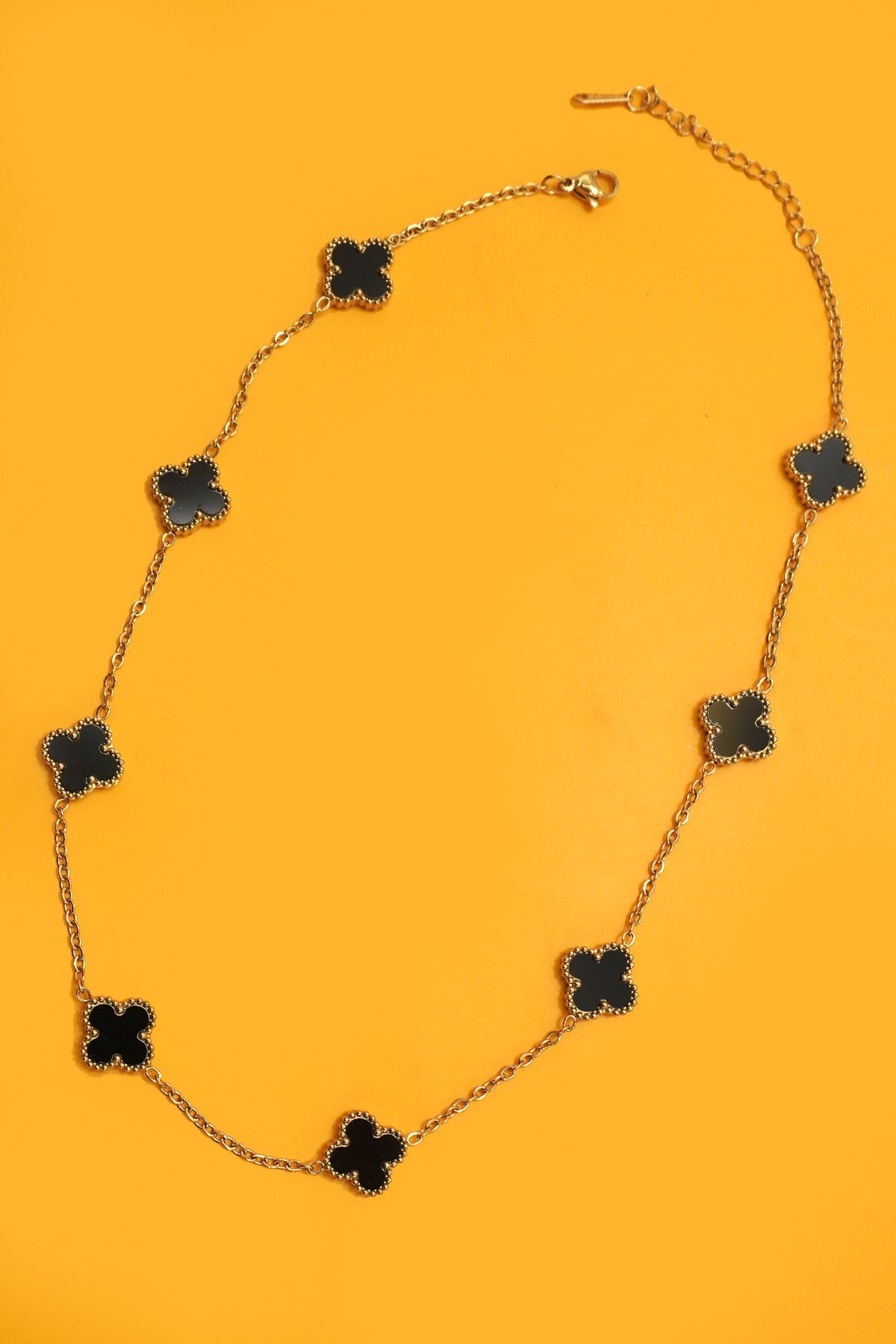 18K Gold Clover Necklace
